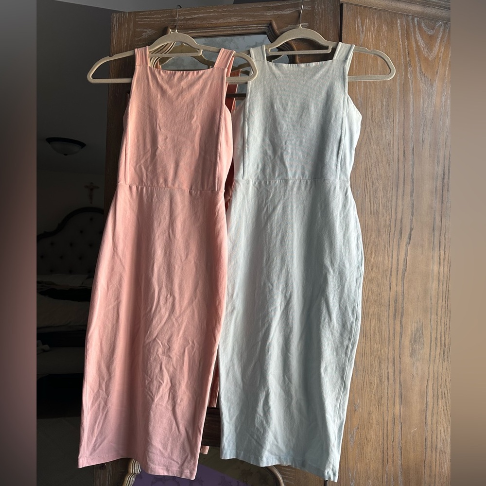 Elegant Sleeveless ASOS Pink and blue midi dresses